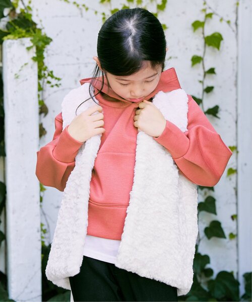 ikka(イッカ)の「フェイクファーベスト(110~160cm)(ベスト・キッズ・ベージュ/ホワイト・XS/S/M/L/XL)」の3枚目の写真