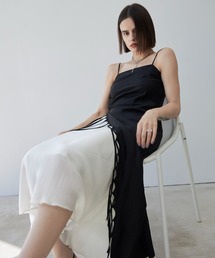 JOSE MOON カットディテールキャミソールドレス ジョゼムーン JOSE MOON（ジョゼムーン）の「STRAP DETAIL CAMISOLE/ストラップ