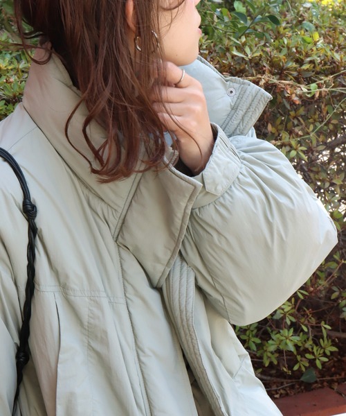 libelle more(リベル モア)の「吸湿発熱中綿ナイロンBIGコート(ダウンジャケット/コート・レディース・ブラック/オリーブ/アイボリー・L/M)」の20枚目の写真