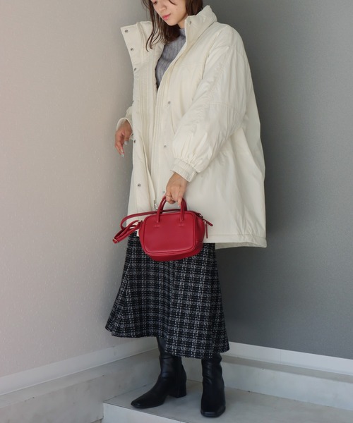 libelle more(リベル モア)の「吸湿発熱中綿ナイロンBIGコート(ダウンジャケット/コート・レディース・ブラック/オリーブ/アイボリー・L/M)」の5枚目の写真