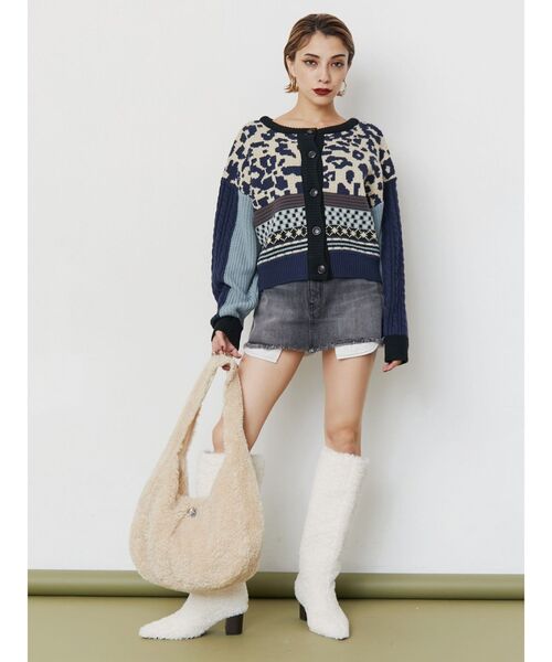 EVRIS(エヴリス)の「ボアBIG BAG(ショルダーバッグ・レディース・ブラック/ホワイト/その他1・FREE)」の13枚目の写真