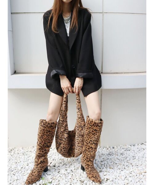 EVRIS(エヴリス)の「ボアBIG BAG(ショルダーバッグ・レディース・ブラック/ホワイト/その他1・FREE)」の21枚目の写真