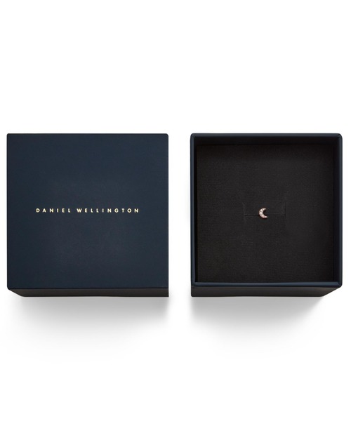 Daniel Wellington(ダニエルウェリントン)の「Crystal Moon Stud Earring レーディスピアス ローズゴールド/シルバー/ゴールド 片耳用(ピアス(片耳用)・レディース・ピンクゴールド/イエローゴールド/シルバー・ONE SIZE)」の11枚目の写真