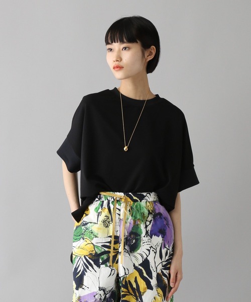 O0u（オーゼロユー）の「カットソージョーゼットTEE 272765（Tシャツ/カットソー・レディース・ホワイト/ブラック/ベージュ系/ネイビー/ブラウン・FREE）」の18枚目の写真