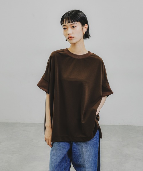 O0u（オーゼロユー）の「カットソージョーゼットTEE 272765（Tシャツ/カットソー・レディース・ホワイト/ブラック/ベージュ系/ネイビー/ブラウン・FREE）」の22枚目の写真