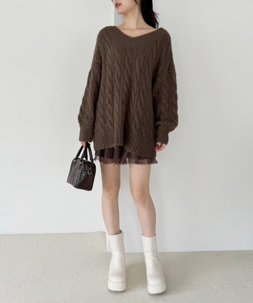 one after another NICE CLAUP(ワンアフターアナザーナイスクラップ)の「ケーブルニットチュニック(ニット/セーター・レディース・ベージュ/ブラウン/アイボリー/サックスブルー・FREE)」の18枚目の写真