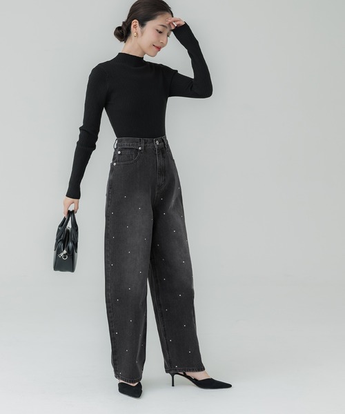 coca(coca)(コカ)の「ラインストーン付 カーブデニム(デニムパンツ・レディース・ブラック/ブルー・S/L/M)」の3枚目の写真