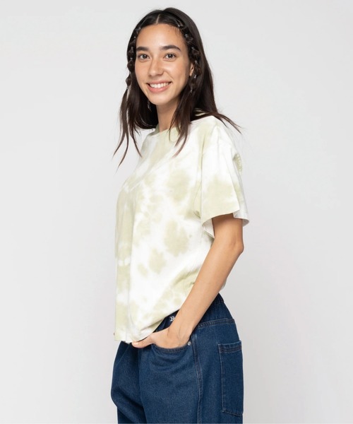 ROXY(ロキシー)の「SUN-KISSED BEACH /ロキシータイダイ染め半袖Tシャツ(Tシャツ/カットソー・レディース・ブラック/グリーン/レッド・MEDIUM/LARGE/SMALL)」の2枚目の写真