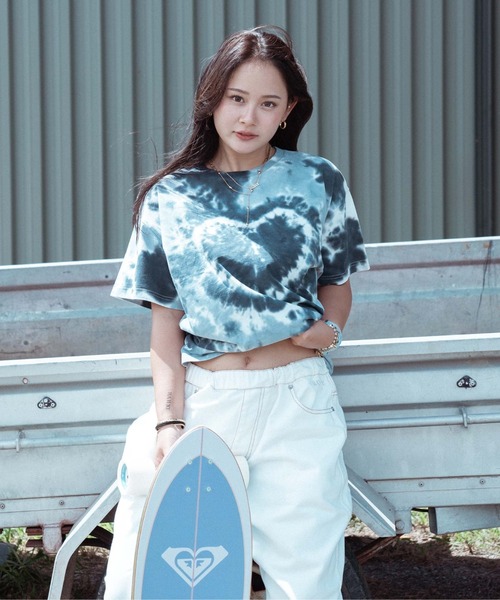 ROXY(ロキシー)の「SUN-KISSED BEACH /ロキシータイダイ染め半袖Tシャツ(Tシャツ/カットソー・レディース・ブラック/グリーン/レッド・MEDIUM/LARGE/SMALL)」の4枚目の写真
