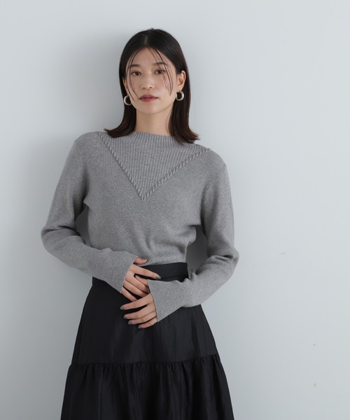 N.（N. Natural Beauty Basic）（エヌエヌナチュラルビューティーベーシック）の「デザインネックリブニット（ニット/セーター・レディース・ライトグリーン/グレー/チャコールグレー/オフホワイト・MEDIUM）」の21枚目の写真