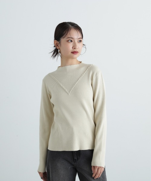 N.（N. Natural Beauty Basic）（エヌエヌナチュラルビューティーベーシック）の「デザインネックリブニット（ニット/セーター・レディース・ライトグリーン/グレー/チャコールグレー/オフホワイト・MEDIUM）」の10枚目の写真