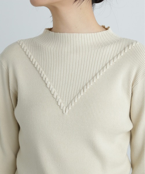 N.（N. Natural Beauty Basic）（エヌエヌナチュラルビューティーベーシック）の「デザインネックリブニット（ニット/セーター・レディース・ライトグリーン/グレー/チャコールグレー/オフホワイト・MEDIUM）」の13枚目の写真