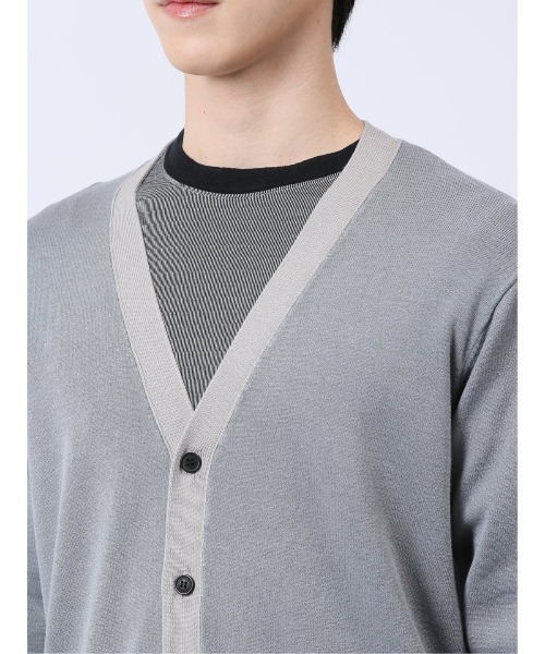 renoma HOMME(レノマオム)の「【ストレッチ ウォッシャブル】レノマ オム クレリック Vネック ニットカーディガン(カーディガン/ボレロ・メンズ・ライトグレー/グレー系その他2・LARGE/MEDIUM/X-LARGE)」の13枚目の写真