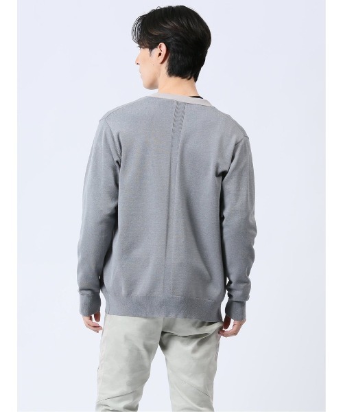 renoma HOMME(レノマオム)の「【ストレッチ ウォッシャブル】レノマ オム クレリック Vネック ニットカーディガン(カーディガン/ボレロ・メンズ・ライトグレー/グレー系その他2・LARGE/MEDIUM/X-LARGE)」の16枚目の写真