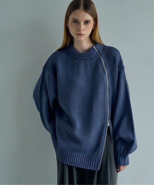 ELLUV(エルブ)の「【ELLUV/エルヴ】-2025AW EDIT-カーブラウンドジップギミック ヘビーオーバーサイズニット(ニット/セーター・メンズ・ブルー/ブラック/アイボリー/グレー/ダークオレンジ/ダークブルー・S/M/L)」の5枚目の写真