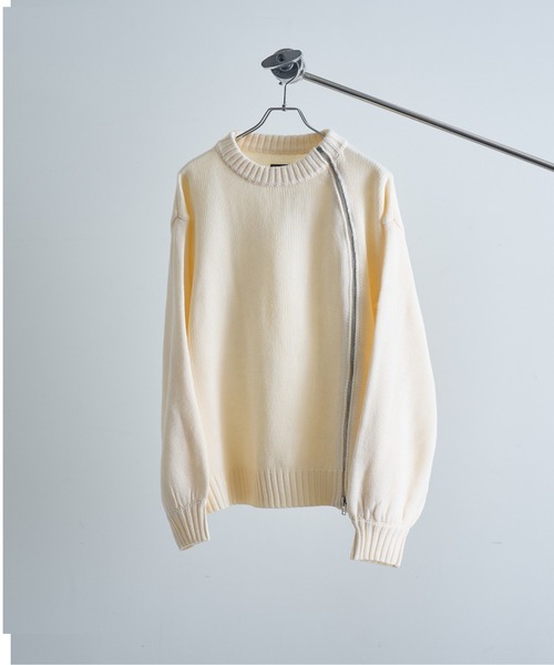 ELLUV(エルブ)の「【ELLUV/エルヴ】-2025AW EDIT-カーブラウンドジップギミック ヘビーオーバーサイズニット(ニット/セーター・メンズ・ブルー/ブラック/アイボリー/グレー/ダークオレンジ/ダークブルー・S/M/L)」の9枚目の写真