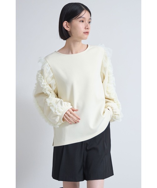 &. NOSTALGIA(アンドドットノスタルジア)の「ベアスキン裏ベロアチュールフリル袖プルオーバー(Tシャツ/カットソー・レディース・アイボリー/ブラック・M)」の4枚目の写真