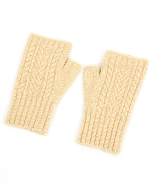 an meets zakka（アンミツザッカ）の「an meets zakka ケーブルニットフィンガーレス手袋（手袋・レディース・エメラルド/チャコール/ブラック/ベージュ/ブラウン/ピンク・ONESIZE）」の4枚目の写真