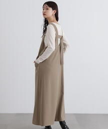N.（N. Natural Beauty Basic）（エヌエヌナチュラルビューティーベーシック）の「プランジネックフレアジャンパースカート（ワンピース・レディース）」