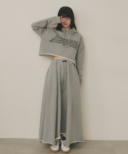 VIOLETTA（ヴィオレッタ）の「スウェットロングフレアスカート（スカート・レディース・グレー/ブラック・S/M）」の7枚目の写真