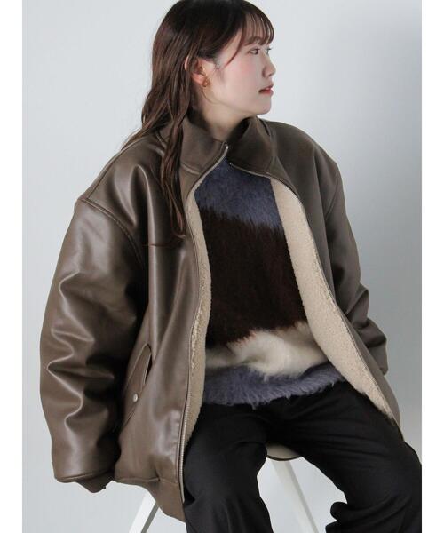 ehka sopo（エヘカソポ）の「エコレザーボアリバーシブルジャケット（ブルゾン・レディース・ブラック/モカ/ブラウン・F）」の5枚目の写真