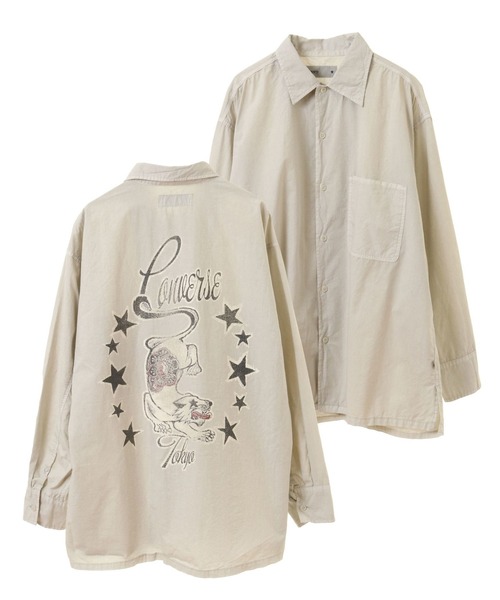 CONVERSE TOKYO（コンバーストウキョウ）の「PIGMENT DYE BACK TIGER PRINT SHIRT（シャツ/ブラウス・レディース・ブルー/パープル/ベージュ・SMALL/MEDIUM）」の2枚目の写真