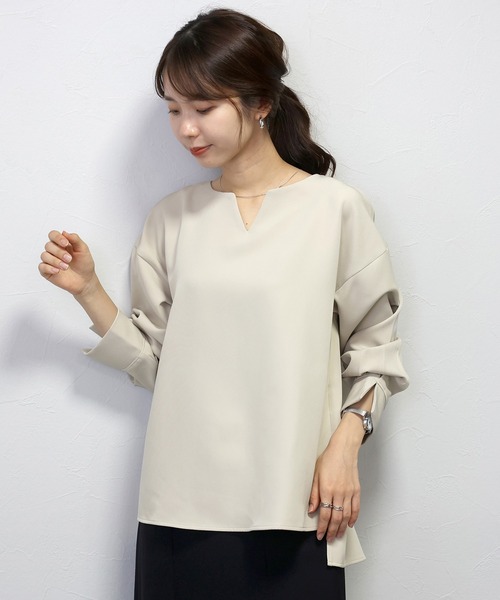 Aletta vita(アレッタビータ)の「ジョーゼット袖スリットキーネックブラウス(Tシャツ/カットソー・レディース・ブラック/ベージュ/ミント・FREE)」の13枚目の写真