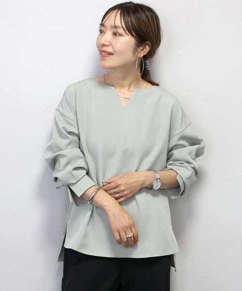 Aletta vita(アレッタビータ)の「ジョーゼット袖スリットキーネックブラウス(Tシャツ/カットソー・レディース・ブラック/ベージュ/ミント・FREE)」の22枚目の写真