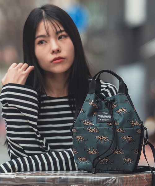 600D ポケッタフル2wayミニバッグ（ショルダーバッグ）｜KiU（キウ）の