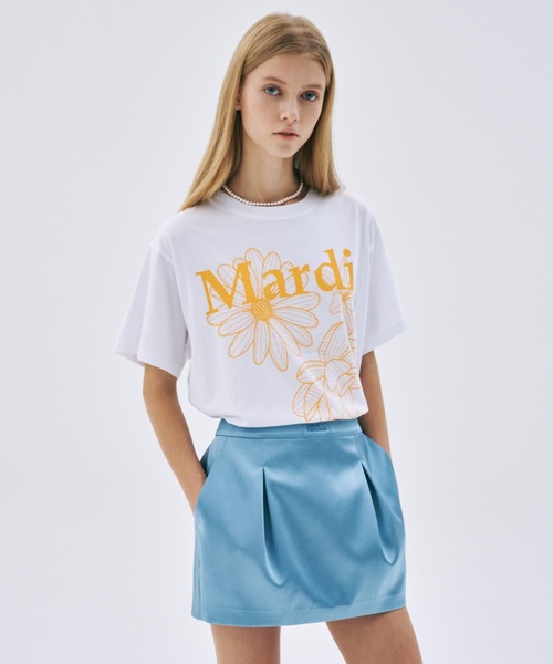 Mardi Mercredi（マルディメクルディ）の「TSHIRT TRIPLE FLOWER（Tシャツ/カットソー・レディース・アイボリー/ホワイト/ベージュ系その他/ホワイト系その他/オートミール/ブラック/ネイビー/ブラック×ピンク/ブラック系その他・FREE）」の12枚目の写真