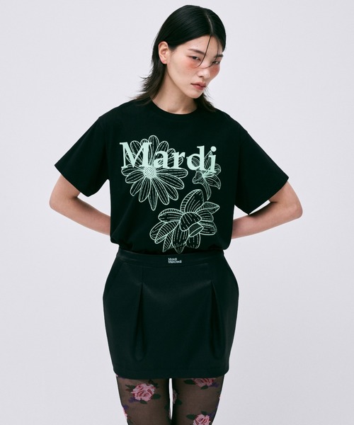 Mardi Mercredi（マルディメクルディ）の「TSHIRT TRIPLE FLOWER / Tシャツ トリプル フラワー（Tシャツ/カットソー・レディース・アイボリー/ホワイト/ベージュ系その他/ホワイト系その他/オートミール/ブラック/ネイビー/ブラック×ピンク/ブラック系その他・FREE）」の20枚目の写真
