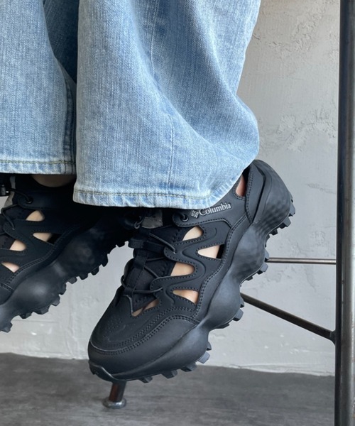 Columbia（コロンビア）の「【WEB限定】[Columbia/コロンビア] THRIVE REVIVE アウトドアサンダル（サンダル・レディース・ブラック/ベージュ・23.0cm/24.0cm/25.0cm）」の5枚目の写真