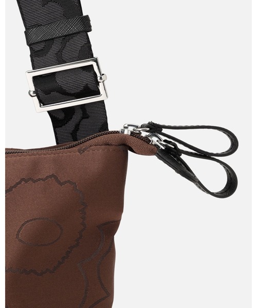 marimekko(マリメッコ)の「Piirto Unikko / Carry All shoulder bag(ショルダーバッグ・レディース・ブラウン・FREE)」の6枚目の写真
