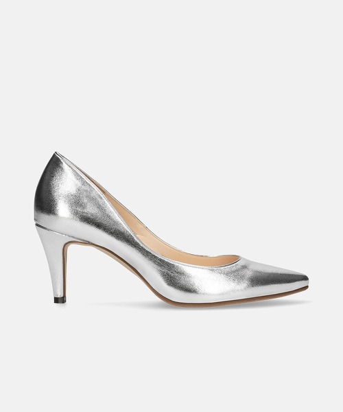 MAMIAN（マミアン）の「iCoN COLORS / ポインテッドトゥ パンプス (7.0cmヒール)（パンプス・レディース・シルバー/グレイッシュベージュ/ブラック/ブラック系その他/ベージュ系その他・25.0cm/24.5cm/24.0cm/23.5cm/23.0cm/22.5cm/22.0cm/21.5cm）」の16枚目の写真