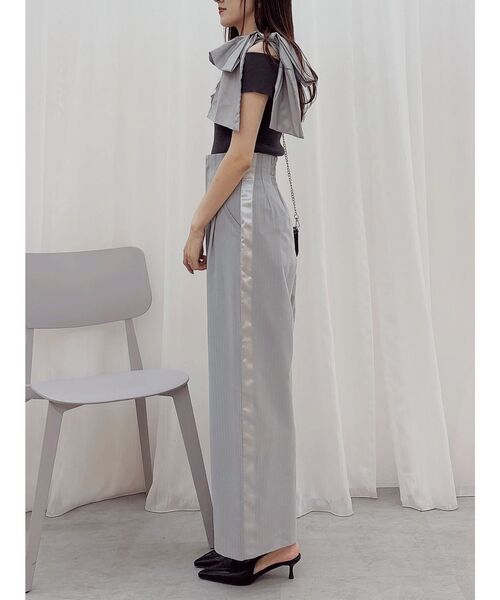 MERCURYDUO（マーキュリーデュオ）の「ピンストライプコルセットタックパンツ（その他パンツ・レディース・ライトグレー/チャコールグレー・SMALL/MEDIUM）」の5枚目の写真