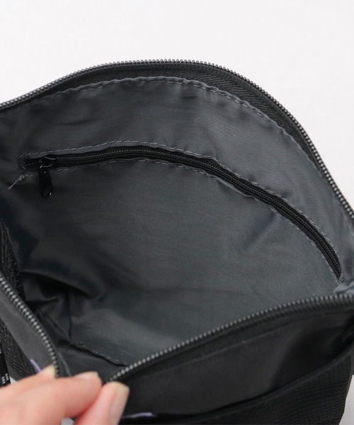 GERRY（ジェリー）の「撥水加工 リサイクルポリエステル（REPREVE） フロントメッシュポケット サコッシュ ミニショルダーバッグ（ショルダーバッグ・メンズ・マルチ/ブラック/ベージュ/グレー・FREE）」の16枚目の写真