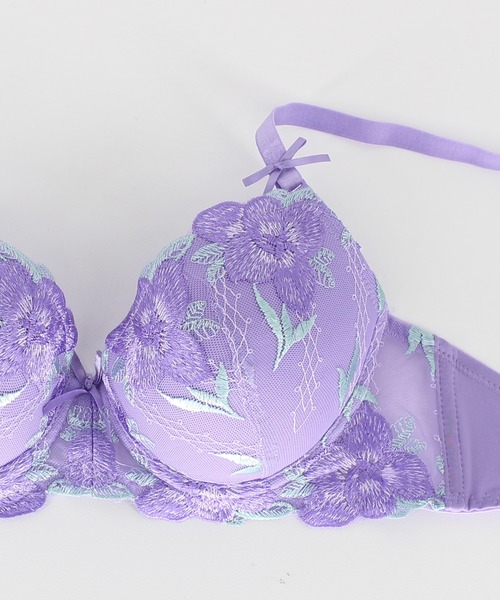 Absorle（アブソール）の「大花刺繍レース　ブラ&ショーツ&Tバック3点セット（ブラ&ショーツ・レディース・ホワイト/イエロー/パープル・B65/B70/B75/C65/C70/C75/D65/D70/D75/E65/E70/E75/F65/F70/F75）」の9枚目の写真