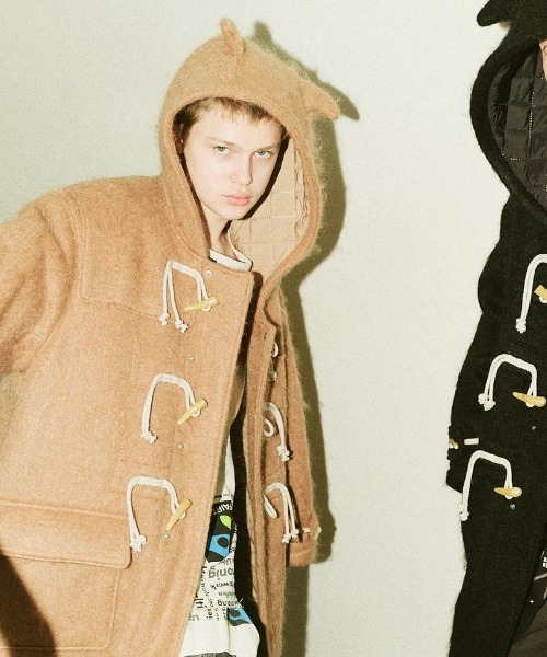 DISCOVERED（ディスカバード）の「mj10643-DEVILS EAR HOODIE SHAGGY DUFFLE COAT ダッフルコート（ダッフルコート・メンズ・ベージュ/ブラック・1/3）」の4枚目の写真