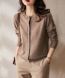 Forcement（フォースメント）の「【もちもち高見え】上品＆柔らか着心地　金ボタンUネック大人ニットカーディガン（カーディガン/ボレロ）」