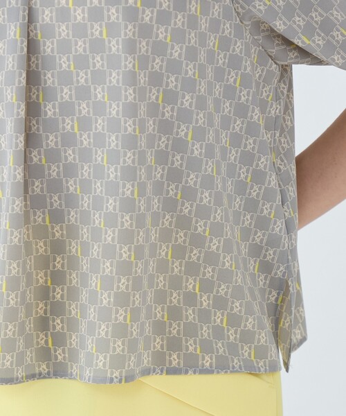 BALLSEY(ボールジィ)の「BBタイポグラフィプリント フロンタブルブラウス(シャツ/ブラウス・レディース・ブラック系その他/グレー系その他・36)」の10枚目の写真