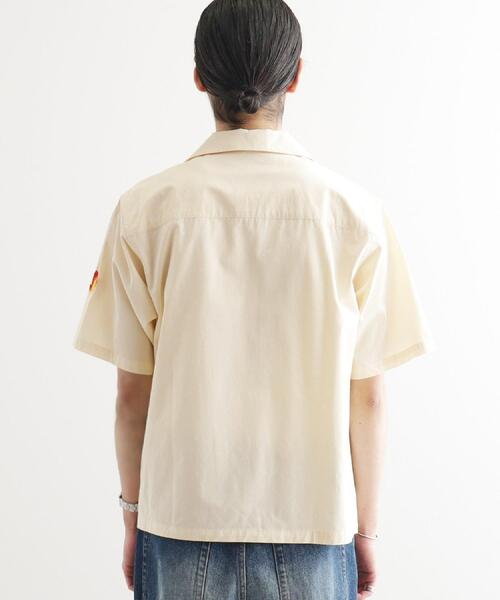 tk.TAKEO KIKUCHI(ティーケータケオキクチ)の「◆K’PJT by AYUTA 『炎刺繍シャツ』(シャツ/ブラウス・メンズ・ブラック系/ホワイト系3・03/02)」の4枚目の写真