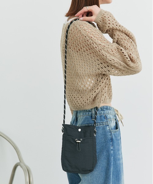 ad thie（アドティエ）の「ミニサコッシュ ショルダーバッグ（ショルダーバッグ・レディース・アイボリー/ブラック/ベージュ/ライトブルー・FREE）」の10枚目の写真