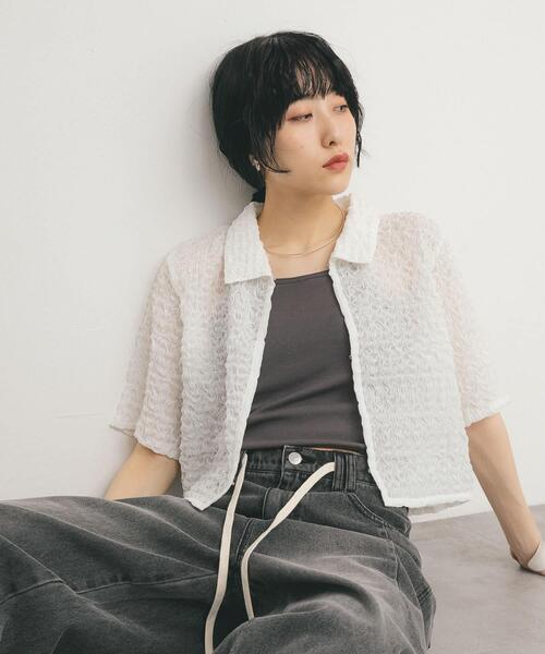 KBF（ケイビーエフ）の「ポップコーンクロップドシャツ（シャツ/ブラウス・レディース・ブルー/ブラック/オフホワイト・ONE）」の2枚目の写真