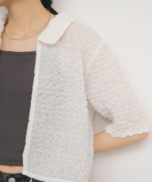 KBF（ケイビーエフ）の「ポップコーンクロップドシャツ（シャツ/ブラウス・レディース・ブルー/ブラック/オフホワイト・ONE）」の4枚目の写真