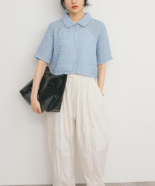 KBF（ケイビーエフ）の「ポップコーンクロップドシャツ（シャツ/ブラウス・レディース・ブルー/ブラック/オフホワイト・ONE）」の16枚目の写真