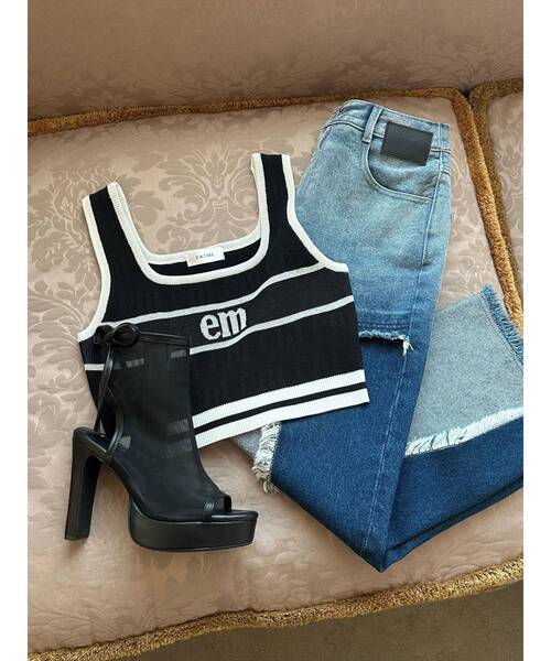 EATME（イートミー）の「EMロゴジャガードニットTOP（タンクトップ・レディース・ピンク/ブルー/オフホワイト/ブラック・FREE）」の10枚目の写真