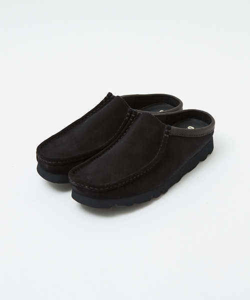 Clarks(クラークス)の「【Clarks / クラークス】Wallabee Slip / ワラビースリップ(スニーカー・メンズ・ベージュ/ブラック・8.5/7.5/8)」の1枚目の写真