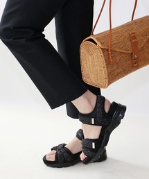 厚底グリッターベルクロスポーツサンダル【低反発スポンジ入り】