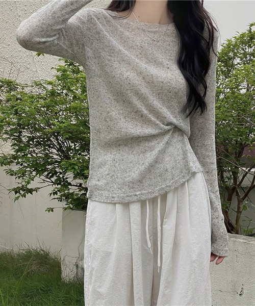 Girly Doll(ガーリードール)の「シアーロングスリーブカットソー(Tシャツ/カットソー・レディース・ホワイト/ブラック/ベージュ/パープル/グレー/ライトグリーン/ピンク/ブルー/モカ/ピンクベージュ・F)」の12枚目の写真