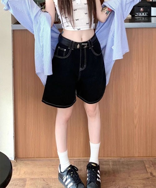 Mayree(メイリー)の「【Mayree】ステッチカラー ハーフ丈 バギー デニム パンツ(デニムパンツ・レディース・ブラック・SMALL/MEDIUM/LARGE)」の5枚目の写真